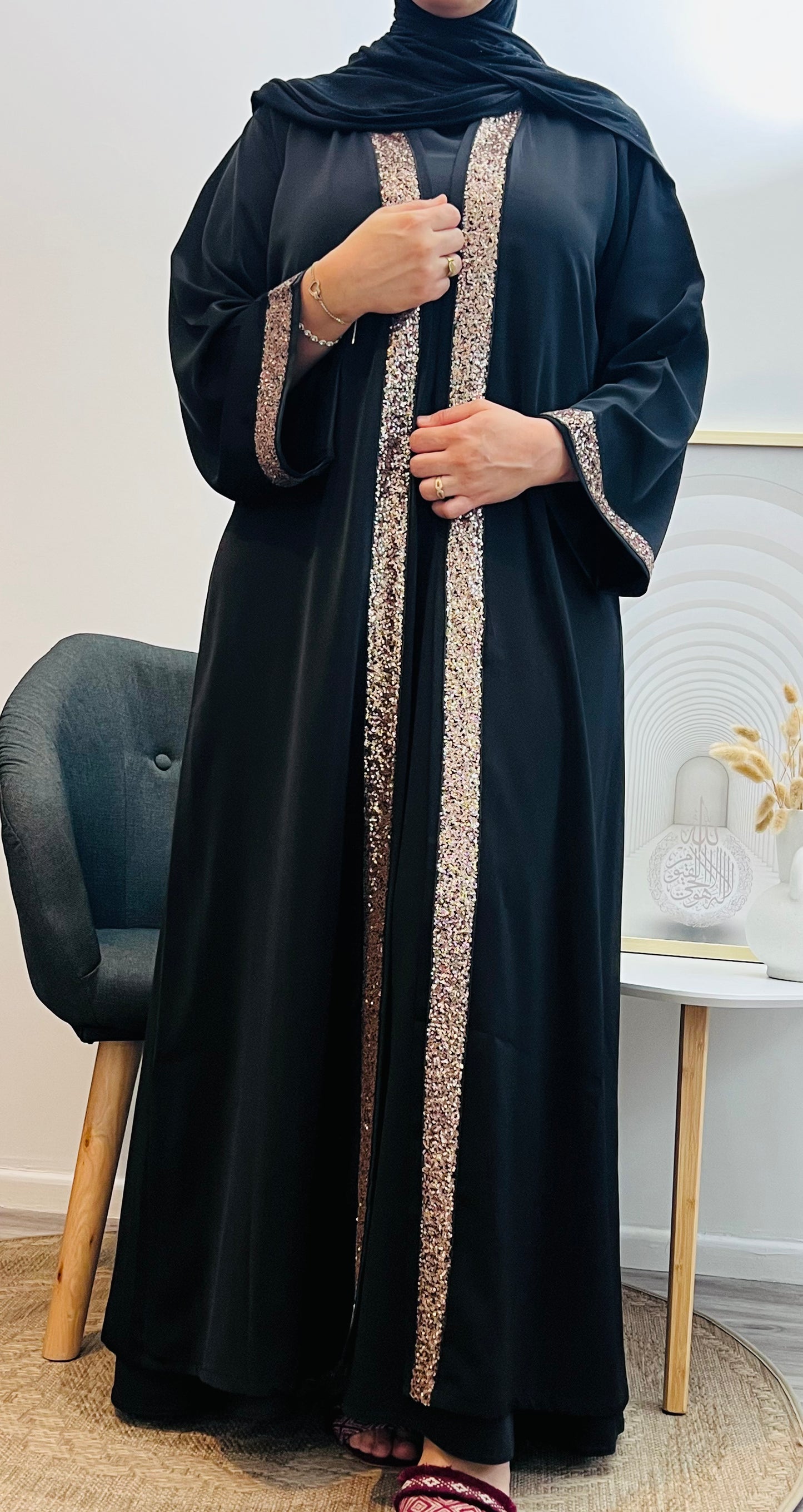 Abaya Bande Pailletée – L’Élégance Brillante