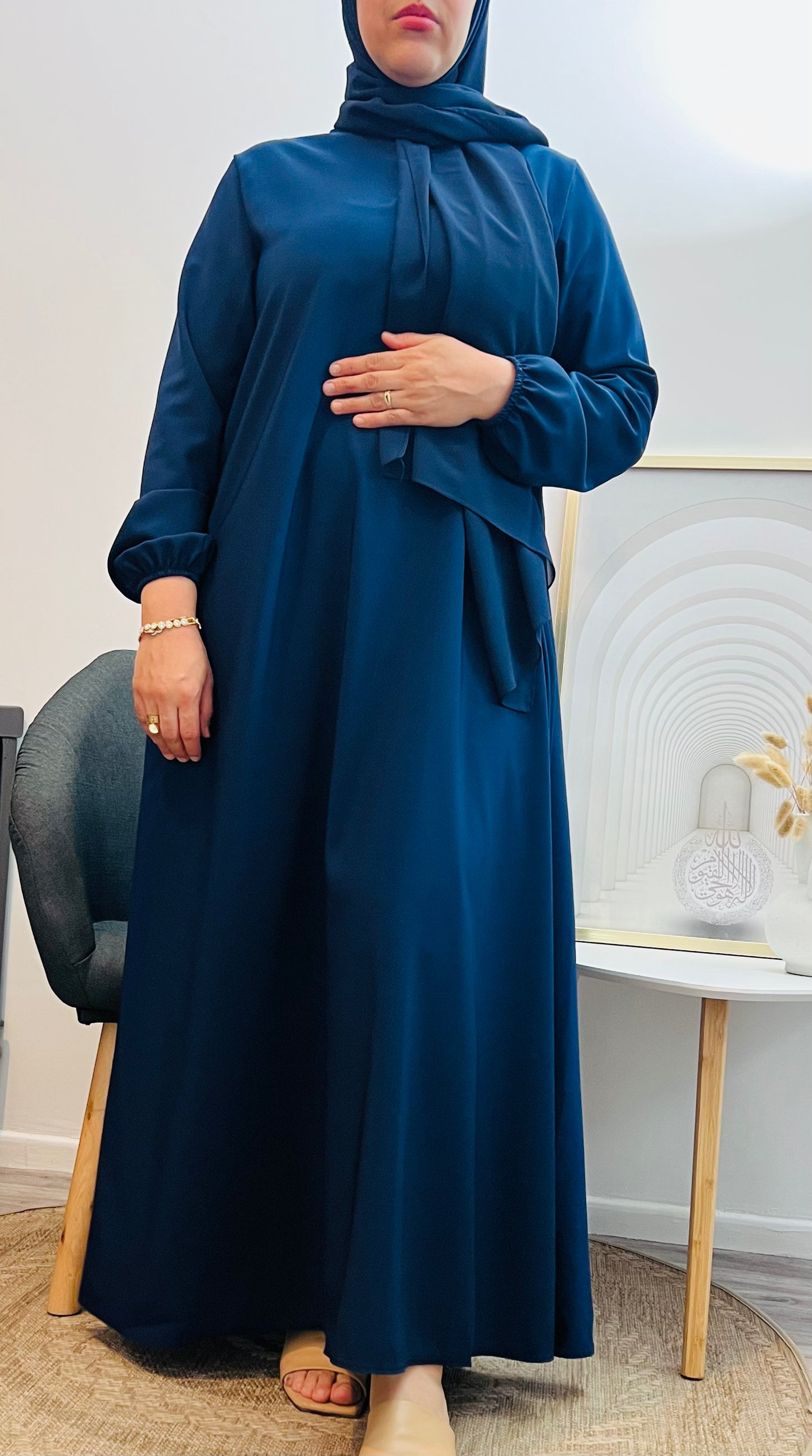 Abaya Simple – L'Élégance Discrète