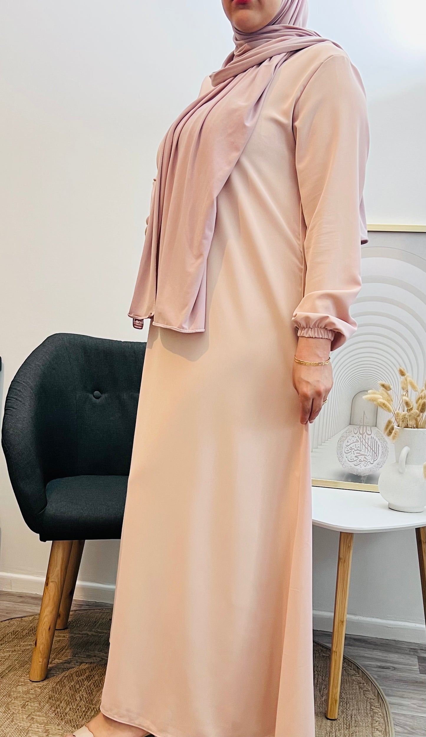 Abaya Simple – L'Élégance Discrète