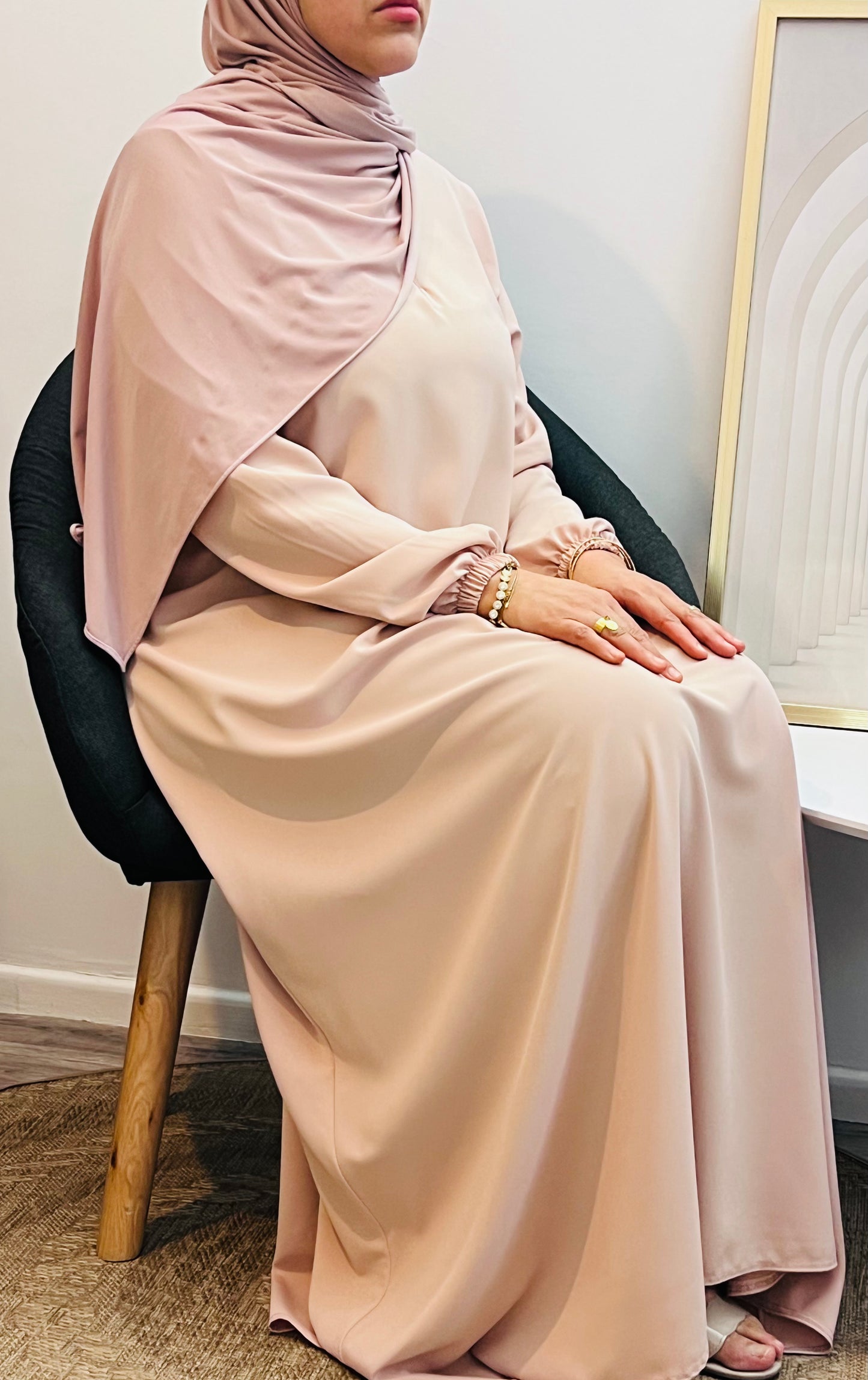 Abaya Simple – L'Élégance Discrète
