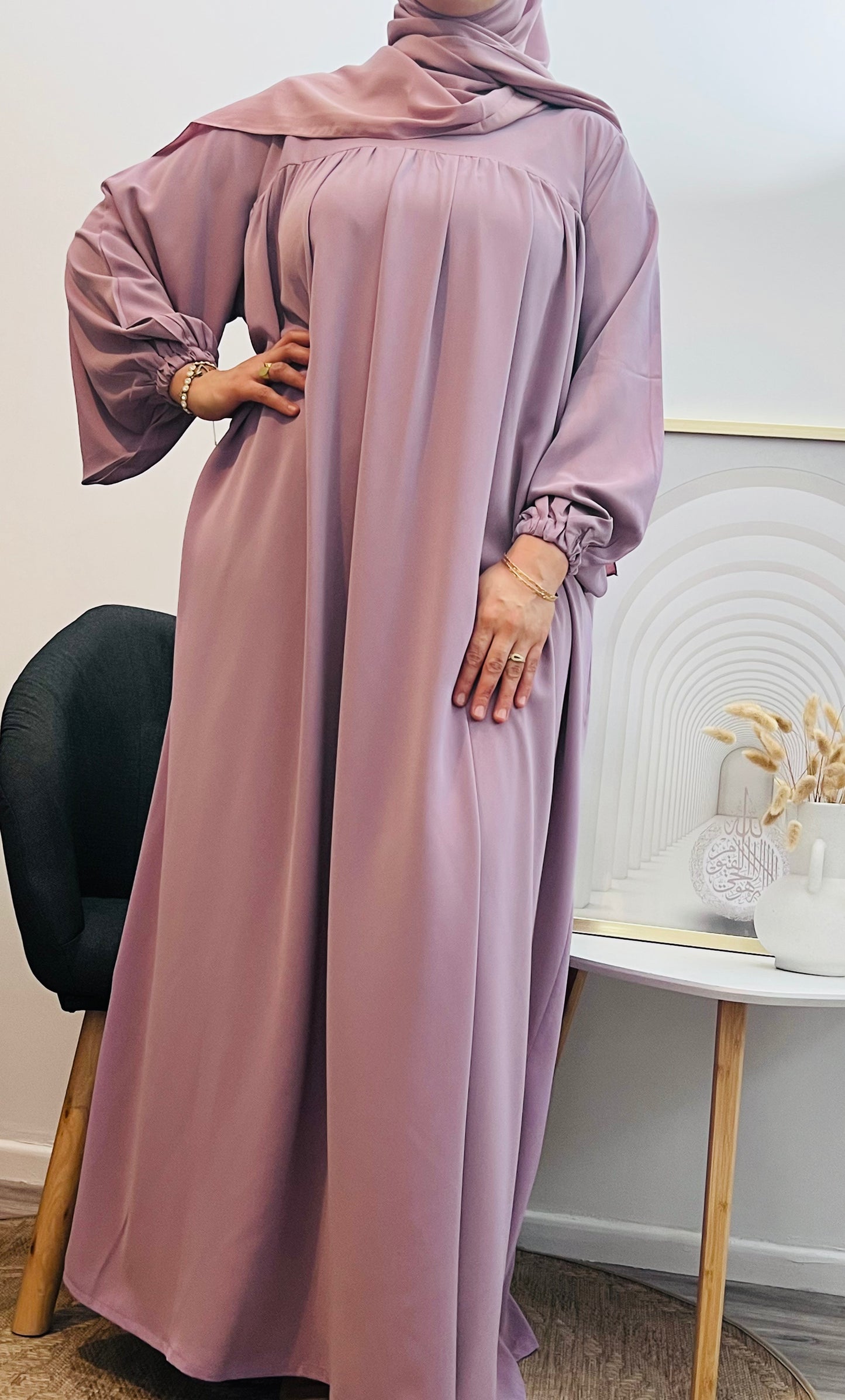 Abaya Manche Ballon – Allure et Sophistication