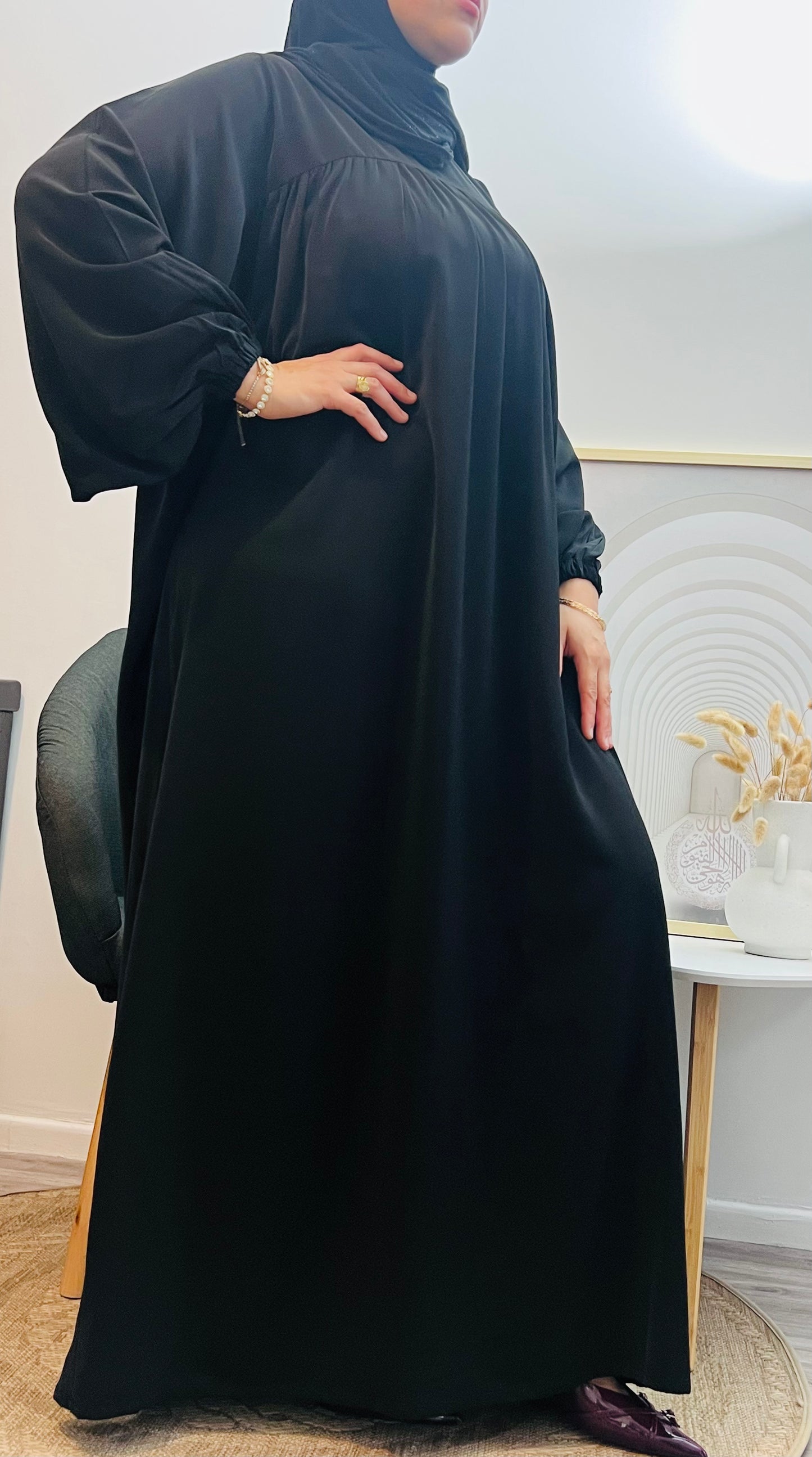 Abaya Manche Ballon – Allure et Sophistication