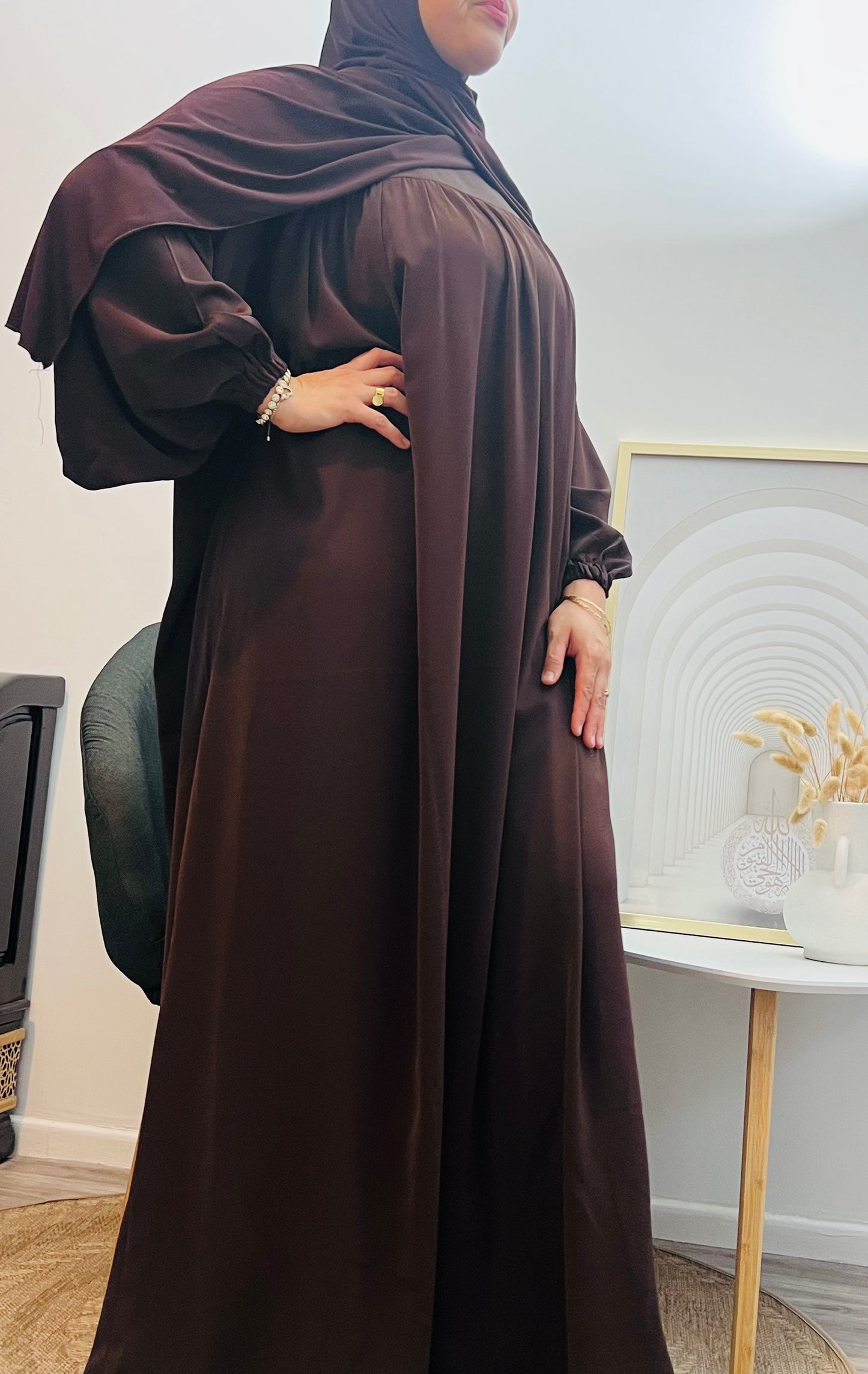 Abaya Manche Ballon – Allure et Sophistication
