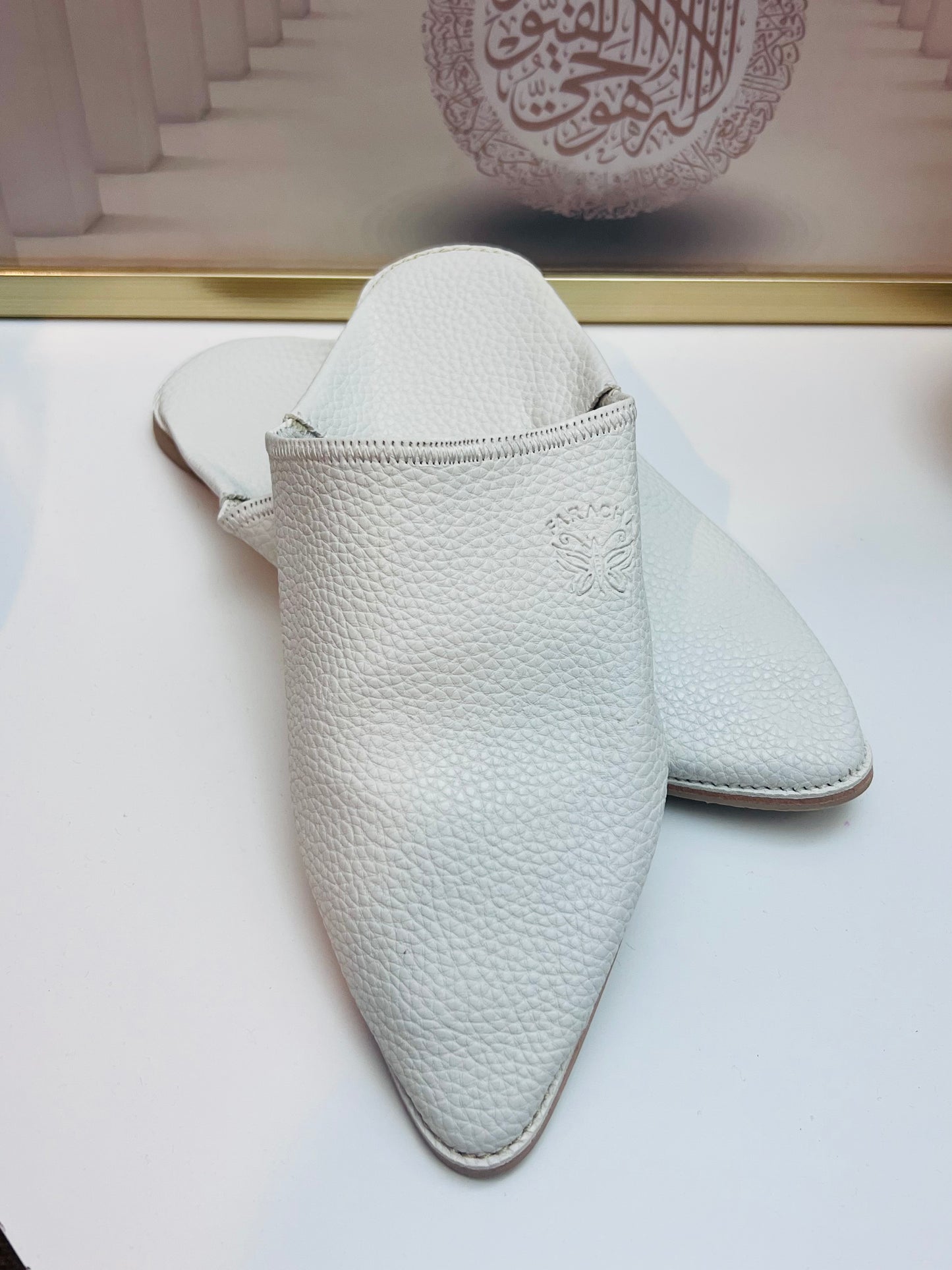 Babouche Artisanal – Confort et Savoir-Faire Authentique