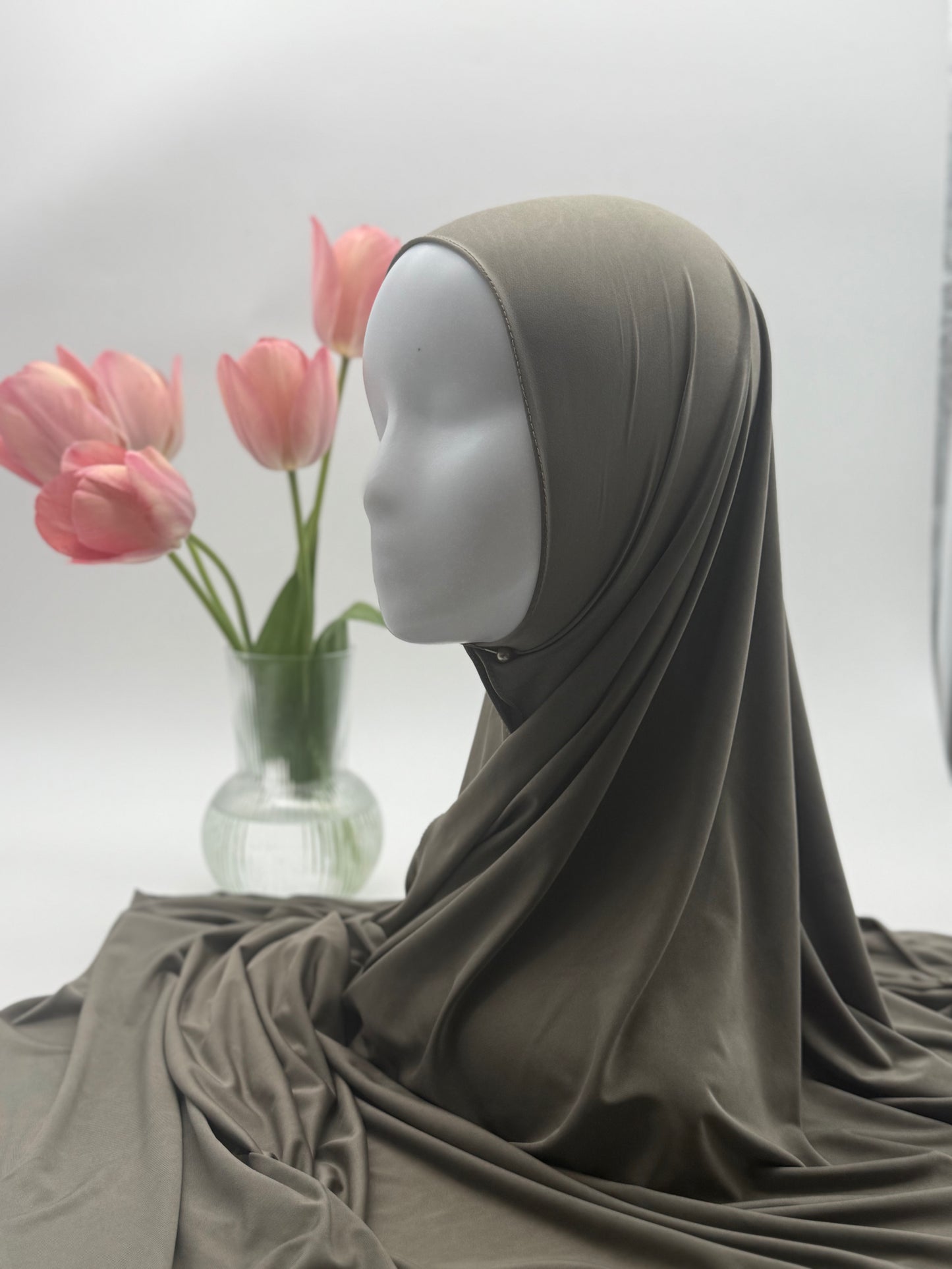Hijab en Jersey Fluide "Premium Liquid" – Confort Absolu & Retombé Élégant