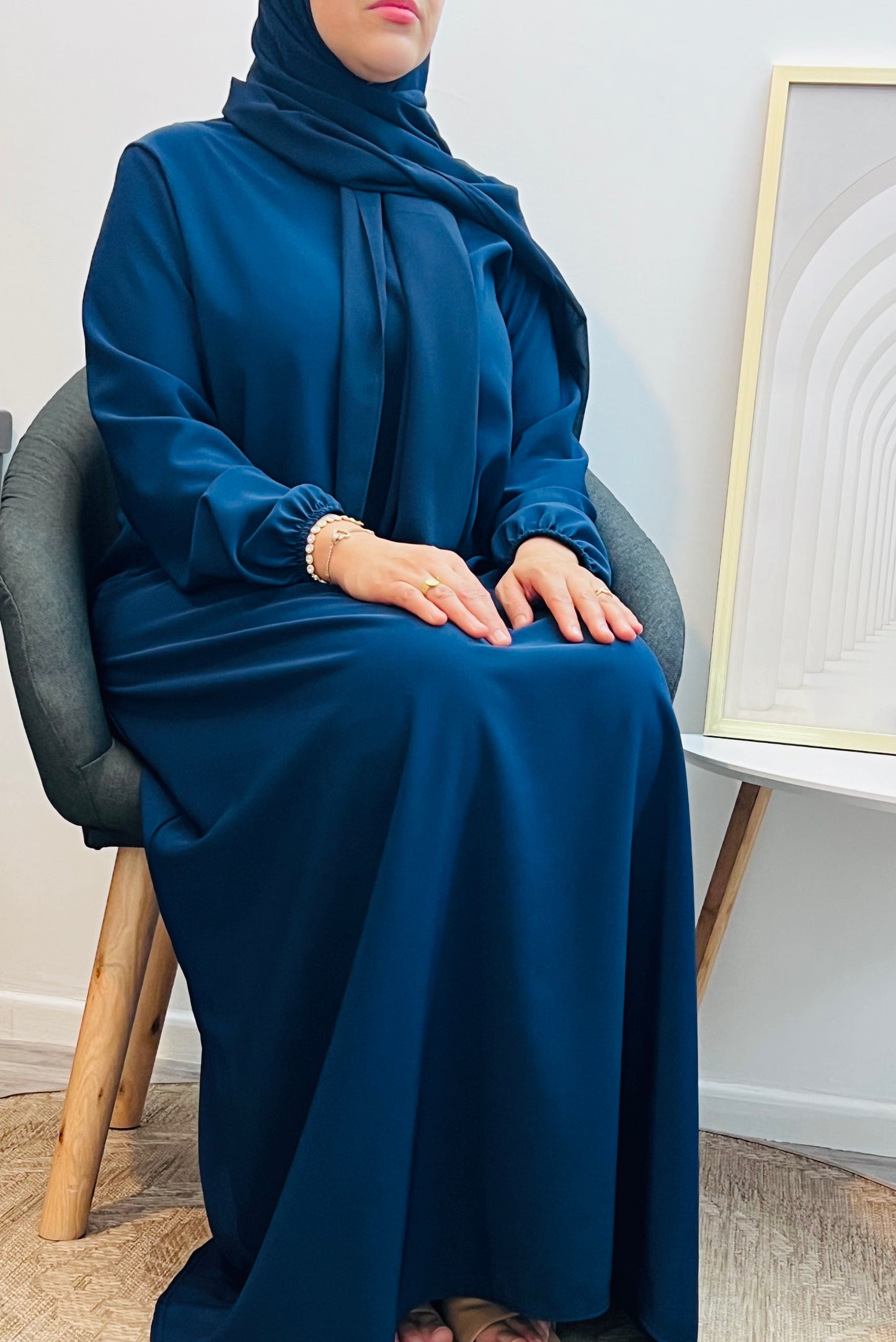Abaya Simple – L'Élégance Discrète