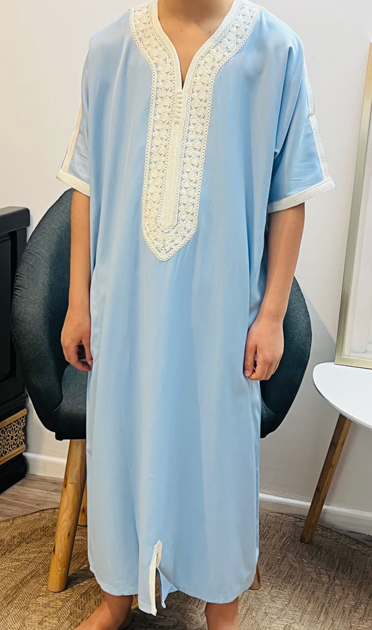 Gandoura Enfant – Élégance et Douceur pour les Petits