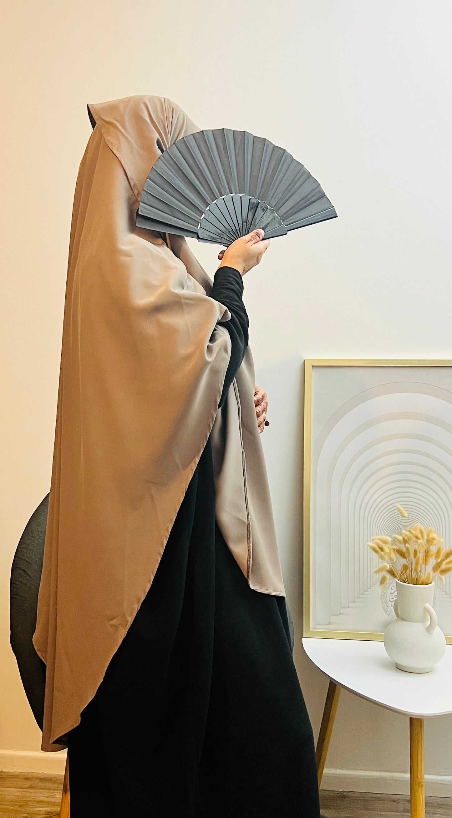 Jilbab Khimar – Élégance et Pudeur au Quotidien